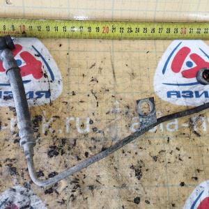 Шланг подачи масла в вакуумный насос Isuzu Elf 4JG2 с ввкуумника генератора на блок двс