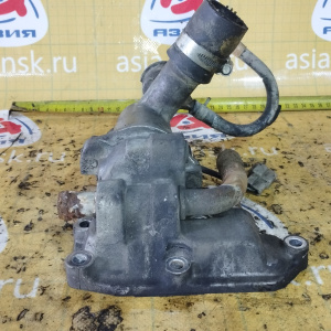 Горловина радиатора Isuzu Elf 4JG2 системы охлаждения двс на гбц