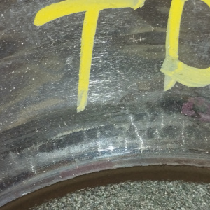 Маховик Nissan TD42-T Safari Y61 m/t ( диаметр диска 277 мм. ) ДЕФЕКТ ТРЕЩИНЫ ( 51N ) 1231051N10