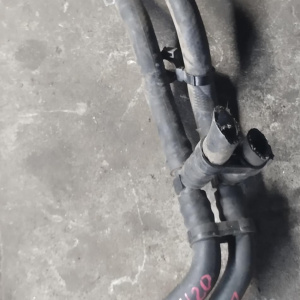 Патрубок радиатора печки Toyota Alphard ANH20 2AZ с радиатора на тройник печки