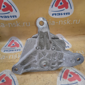 Подушка акпп Audi CTGA A8 D4/4HC '2016 4.0L V8 TFSI 4WD 8HP55A 8K0399151