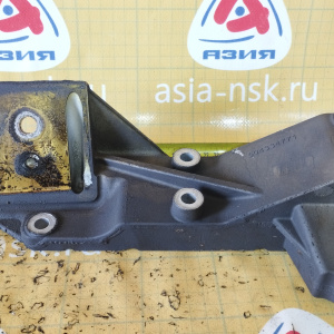 Крепление подушки ДВС Mitsubishi 4P10 Canter FEB перед, лев 504334771