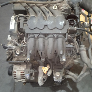 Двигатель Volkswagen Golf 4 AEH-138762 EA113 1.6L 8V акпп 1J1/1U2