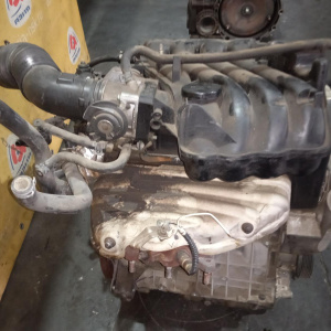 Двигатель Volkswagen Golf 4 AEH-138762 EA113 1.6L 8V акпп 1J1/1U2