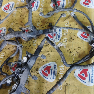 Коса ДВС Toyota 1KD-FTV Land Cruiser Prado KDJ95 4WD a/t 30-43LE + комп 89666-60501 + 89871-20030 ( 2 форсунки на 2 конт. и 2 на 4 конт. ) 82121-6A330