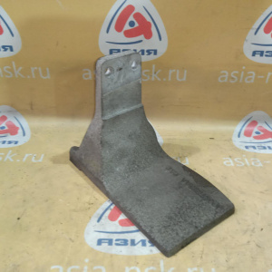 Кронштейн кпп Jeep Hemi/ESF Grand Cherokee WH/WK '2006 6.1L SRT HEMI V8 W5A580 пыльник снизу между акпп и двс н 05037892AA