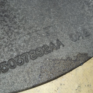 Кронштейн кпп Jeep Hemi/ESF Grand Cherokee WH/WK '2006 6.1L SRT HEMI V8 W5A580 пыльник снизу между акпп и двс н 05037892AA