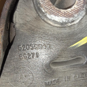 Подушка двигателя Jeep AMC242/ERH/MX Wrangler ЕJ '1997 4.0L L=R 52058642 (трещины)