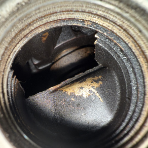 Двигатель Toyota 5E-FE-1328127 катушечный  БЕЗ НАВЕСНОГО Caldina/Corolla/Corsa/Raum EXZ10