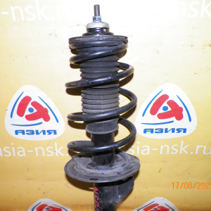 Стойка Toyota KSP130/NCP130/NCP131/NSP130/NSP131 Vitz/Yaris перед, прав