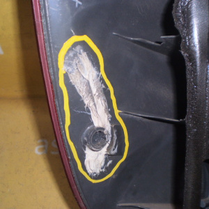 Стоп TOYOTA 44-21 R Nadia SXN10 Дефект корпуса(клееный)