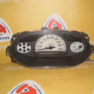 Панель приборов Toyota Platz/Vitz NCP10/SCP10 83800-52390