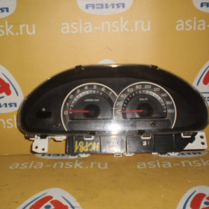 Панель приборов Toyota Sienta NCP81 83800-52L11
