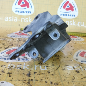 Подушка двигателя Toyota/Lexus 3UR Land Cruiser#LX570 URJ200 4WD a/t зад R 12371-38060