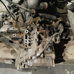 МКПП MITSUBISHI 4G63 W5M312VPXL 4WD с креплением передней подушки ДЕФЕКТ ЗАДНЕЙ КРЫШКИ N43W