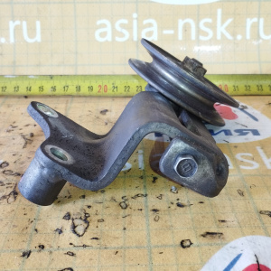 Натяжитель кондиционера Mazda WL-AT BT-50 UN8F1 WL8115930A