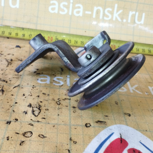 Натяжитель кондиционера Mazda WL-AT BT-50 UN8F1 WL8115930A