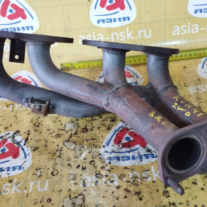 Коллектор выпускной Toyota 3RZ-FE Hiace Regius RCH41/RCH47 ЖЕЛЕЗНЫЙ трещина на втором цилиндре БЕЗ ОТВЕРСТИЯ ПОД ЕГР 17141-75060 / 17141-75061