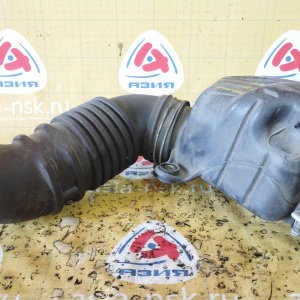 Гофра впускного коллектора Toyota 3RZ-FE Hiace Regius RCH41/RCH47 3 части трамб. 17882-75070 + 17860-75030 + 74130-27040