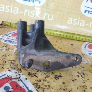 Крепление подушки ДВС Toyota 3S-FSE Corona Premio/Nadia ST210/SXN10 '12.1996- перед, прав 12315-74160