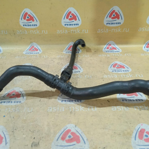 Патрубок радиатора Volkswagen 5N0122101AH Tiguan 5N2 CCZC L в с термостатом 1K0121113A