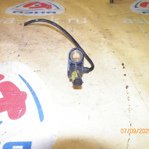 Датчик ABS Nissan Fuga Y50 зад, лев Резаный без фишки.