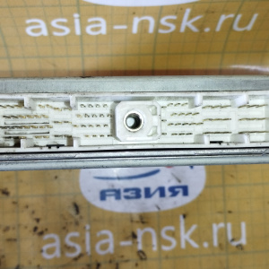 Компьютер Nissan Largo 23710-6C302 CD20 W30