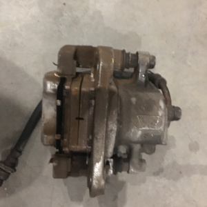 Суппорт Toyota ACA33 RAV4/Vanguard зад, лев