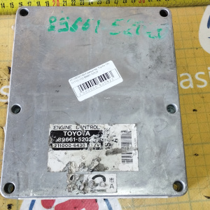 Компьютер Toyota Vitz 89661-52020 / 211000-7430 1SZ SCP10 разъёмы компьютера в 2 ряда