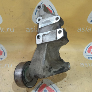 Крепление генератора Hyundai D4CB Porter HR '2007 2.5L CRDi Euro 3 374724A200