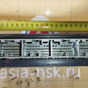 Компьютер Toyota bB 89560-B1570 3SZ QNC21