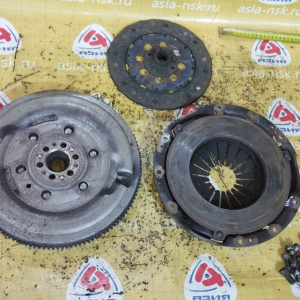 Маховик Nissan QR20/QR25 X-Trail T30 '2000-2007 ДВУХМАССОВЫЙ ДЕФЕКТ ПОДОЖЖЕНЫЙ 123108H301 123108H300