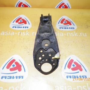 Рычаг Mazda SE88/SE28/SE48/SE58/SEF8/SS28/SS48/SS58/SSE8/SSF8 Bongo перед, прав н 2WD