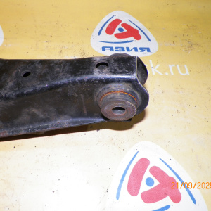 Рычаг Mazda SE88/SE28/SE48/SE58/SEF8/SS28/SS48/SS58/SSE8/SSF8 Bongo перед, прав н 2WD