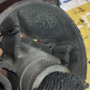 Подушка двигателя Honda D16A HR-V GH1/GH2/GH3/GH4 низ косточка ДЕФЕКТ L н 50842-S2H-990