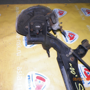 Балка Toyota SV50/AZV50 Vista/Vista Ardeo '1998-2000 в сборе. R ABS DISK.