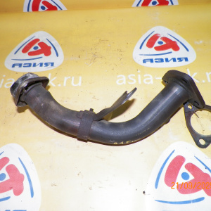 Глушитель Mazda Familia BJ5W ZL 2WD приемная труба между каталиками. Под лямдазонт.