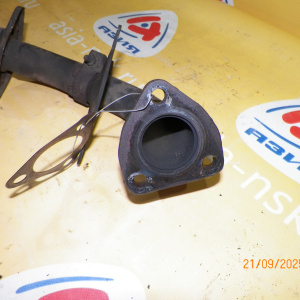 Глушитель Mazda Familia BJ5W ZL 2WD приемная труба между каталиками. Под лямдазонт.