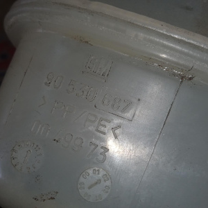 Бачок расширительный Opel Astra G T98/F67 L61/Z22SE с датчиком 90530687 '2003