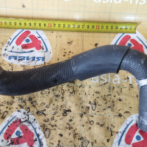 Патрубок  радиатора Toyota 16571-64320 Corolla CE100/CE113 3C-E R н F низ