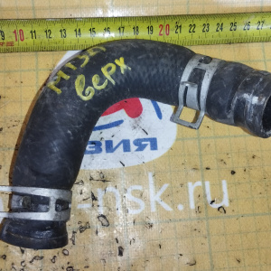 Патрубок  радиатора Suzuki 1784180A00 Jimny JB43W M13A в верх