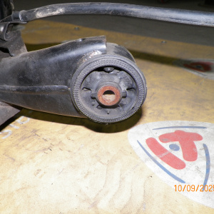 Балка NISSAN K13 March '2013- 2WD DRAM ABS. В сборе. R