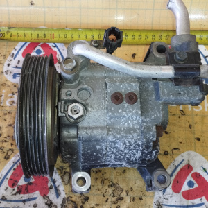 Компрессор кондиционера Nissan QG15/QG18/SR20DE AD/Sunny Y11/B15/W11 4 болта (без клапана) ПРОБЕГ 54 т.км. 92600-4M415/-WD015