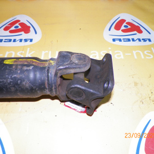 Кардан NISSAN APE50 Elgrand VQ35DE R 2WD a/t 37000-VG300
