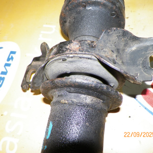 Кардан Toyota CT216 Caldina '1997-1999 R 4WD Дефект пыльника на гранате. Из двух чвстей. A241F