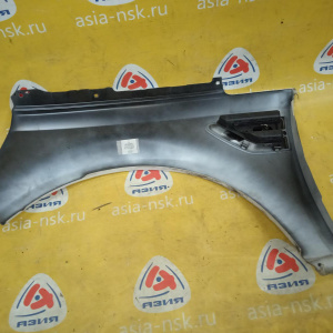 Крыло Land Rover Freelander LR2/L359 '2007 перед, прав с решёткой LR001658 (тычки, царапины) LR005867