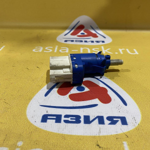 Концевик под педаль тормоза Ford AA6T9C872AA Kuga CBV '2012