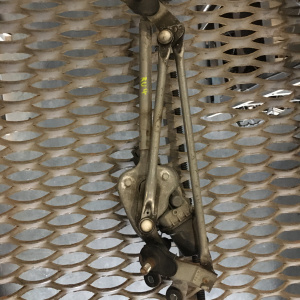 Моторчик привода дворниками Honda Vezel RU4 F с трапецией