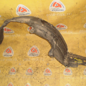 Подкрылок NISSAN Bluebird HU14 перед, лев SSS (Дефект) 63843 8E400