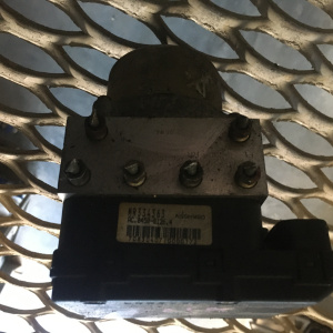 Блок ABS Mitsubishi EA1A/EA1W Galant/Legnum MR334363